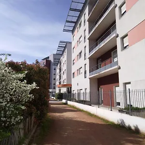 Privilodges Lumiere Apartahotel Lyon