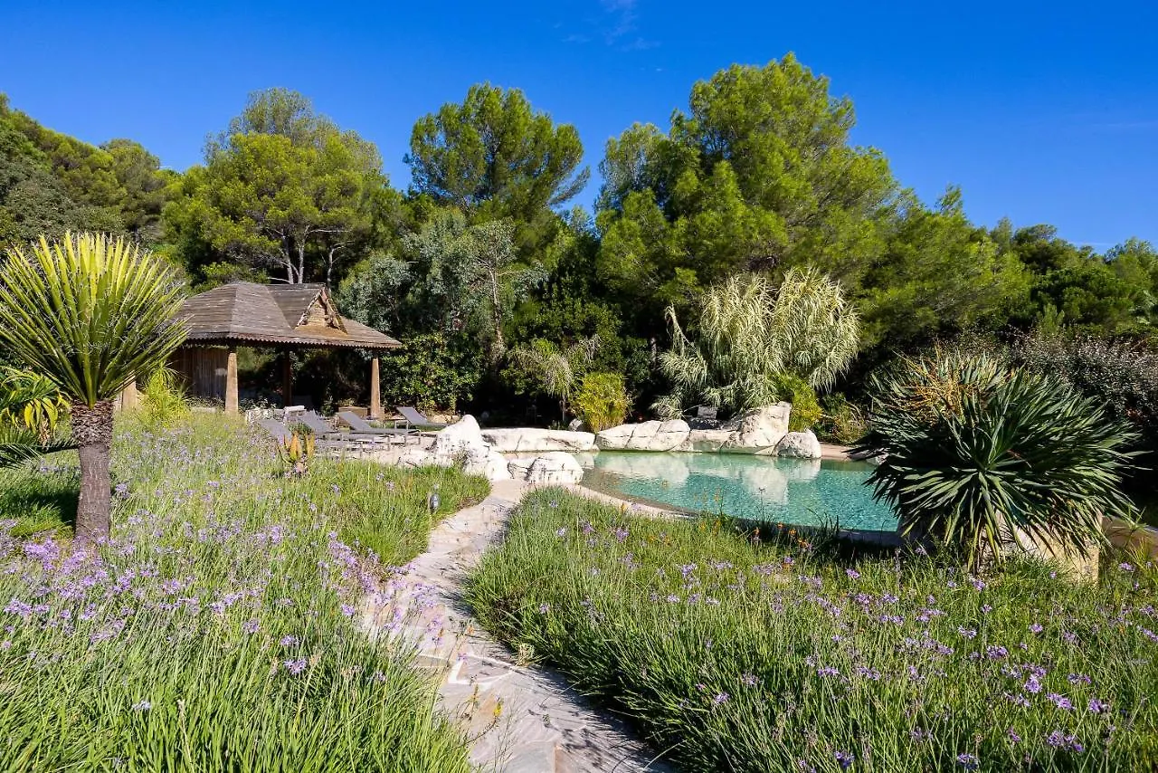 Villa In Gated Community Of Hotel La Reserve Ramatuelle Frankrike